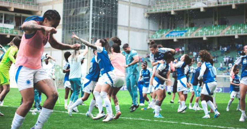 Início da venda de ingressos para a final do Brasileirão feminino: Cruzeiro x Corinthians