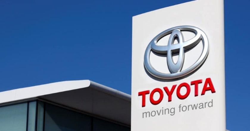 Chegou o revolucionário Toyota Aqua híbrido, com design inovador e tecnologia de ponta