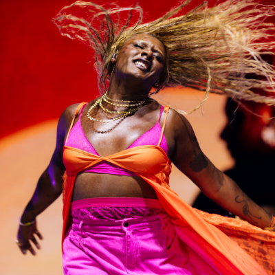 Show exclusivo de Liniker encerra o Festival Estilo Brasil em 14 de dezembro