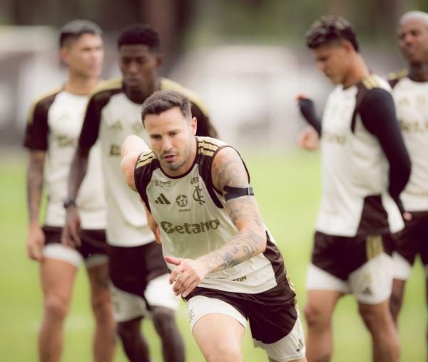 Estudiantes enfrenta Flamengo: saiba onde acompanhar ao vivo, horários e formações das equipes