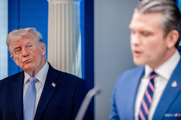 Informações enganosas sobre conflito com Irã foram repassadas a Trump, revela reportagem sobre secretário de Defesa