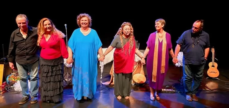 Grupo Accordi homenageia uma década de Merceditas com espetáculo vibrante na Candangolândia, exaltando a música latino-americana.