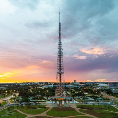 Descubra o Mirante da Torre de TV em Brasília: Tudo que Você Precisa Saber para a Visita Perfeita