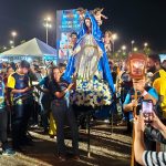 Fé aquece corações: Taguaparque em Taguatinga recebe multidão na segunda noite de Pentecostes
