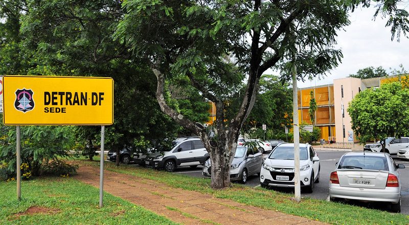 Guia Prático para Verificar Multas no Detran-DF em 2026: Passo a Passo Detalhado