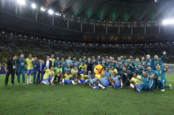 Brasil brilha no Maracanã com goleada sobre o Panamá e celebração antes da Copa