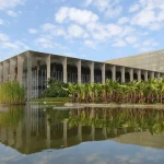 Descubra o Terraço Oculto do Palácio do Itamaraty em Brasília: Um Jardim Secreto para Visitar