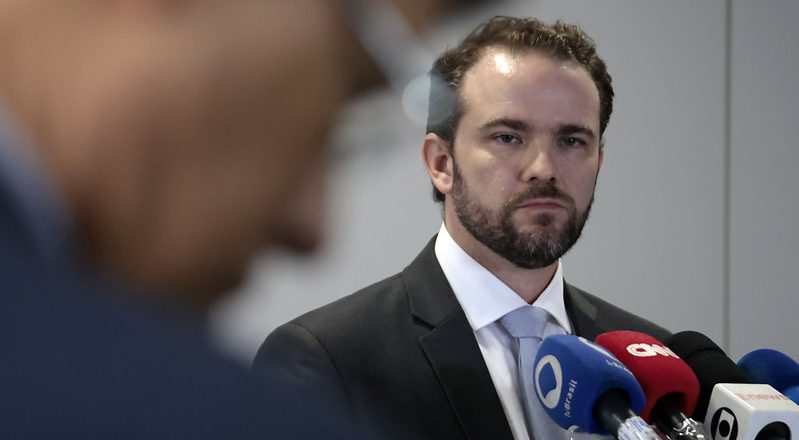 Ministro da Fazenda dialoga com Motta e governo planeja medida provisória para reestruturação de dívidas agrícolas
