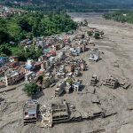 Tempestade devastadora no Nepal e Tibete deixa 160 mortos; entenda os fatores da enchente súbita