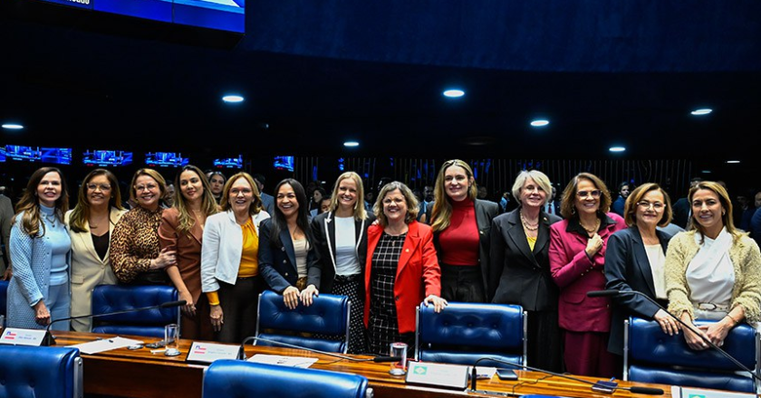 Cota para mulheres na política completa 30 anos sem garantir igualdade de representação