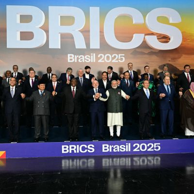 Um novo membro busca ingressar no Brics