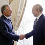 Enviado de Trump dialoga com Putin na Rússia após reunião com Zelensky